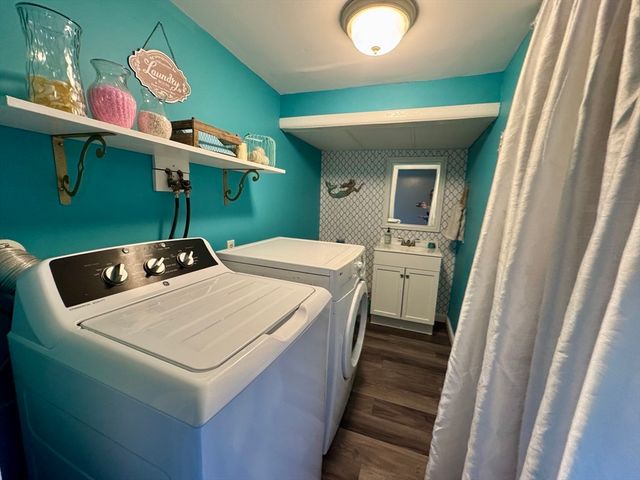 150 Podunk Rd, Sturbridge, MA 01566