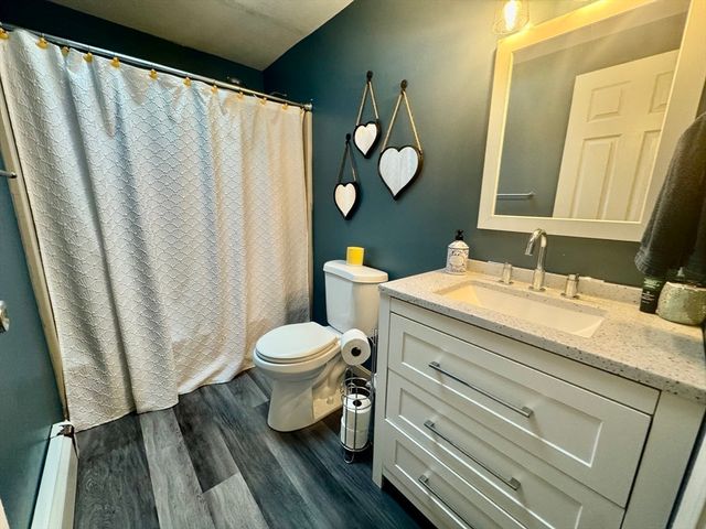 150 Podunk Rd, Sturbridge, MA 01566