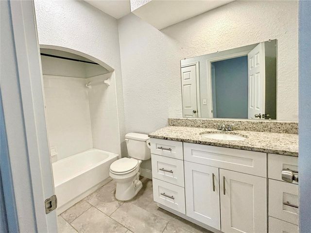 143 VILLA DI ESTE TERRACE 201, Lake Mary, FL 32746