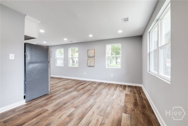 506 E Montgomery Cross Road, Savannah, GA 31406