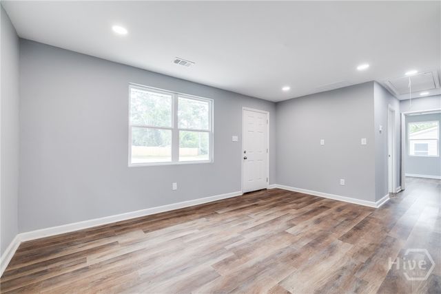 506 E Montgomery Cross Road, Savannah, GA 31406