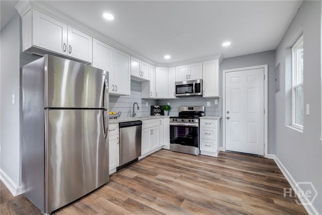 506 E Montgomery Cross Road, Savannah, GA 31406