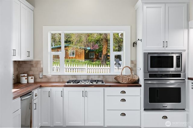 209 W 3rd Street, Cle Elum, WA 98922