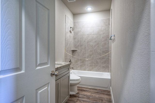 9173 Inwood, Willis, TX 77318