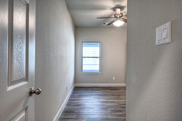 9173 Inwood, Willis, TX 77318