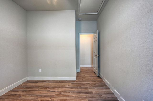 9173 Inwood, Willis, TX 77318