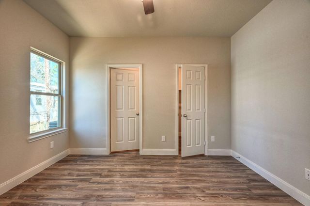 9173 Inwood, Willis, TX 77318