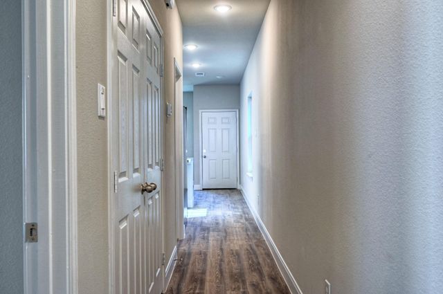9173 Inwood, Willis, TX 77318