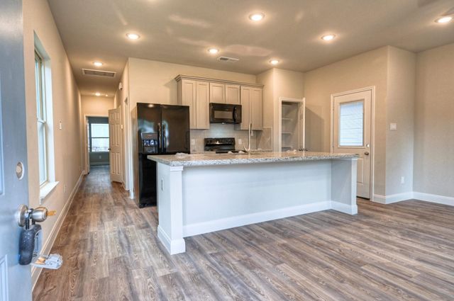 9173 Inwood, Willis, TX 77318