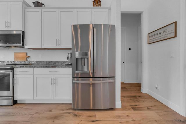 17924 N 68th St N, Loxahatchee, FL 33470