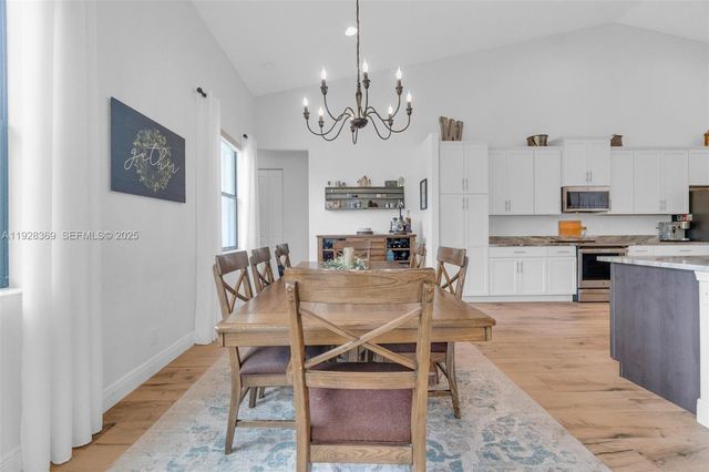 17924 N 68th St N, Loxahatchee, FL 33470