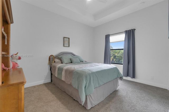 17924 N 68th St N, Loxahatchee, FL 33470