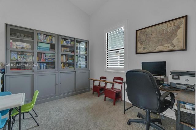 17924 N 68th St N, Loxahatchee, FL 33470