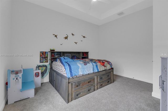 17924 N 68th St N, Loxahatchee, FL 33470