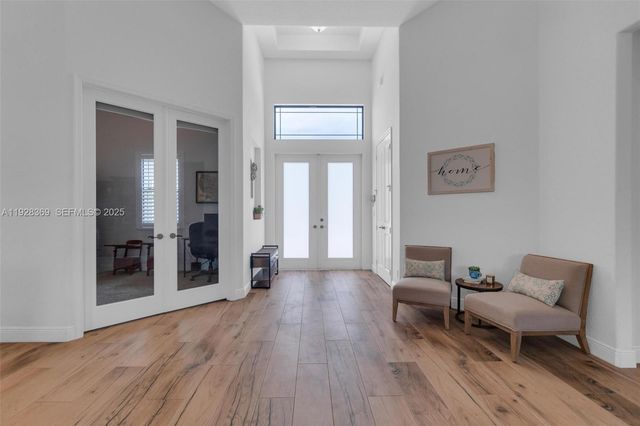 17924 N 68th St N, Loxahatchee, FL 33470