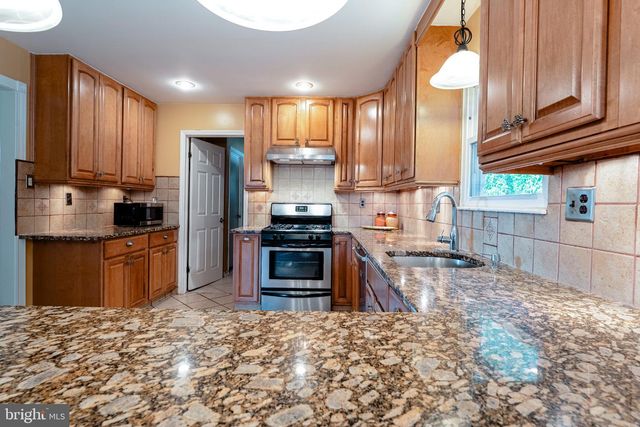 1978 BIRCHWOOD PARK DRIVE, Cherry Hill, NJ 08003