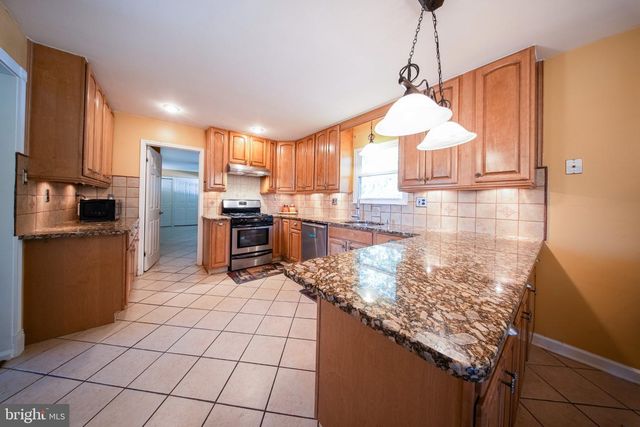 1978 BIRCHWOOD PARK DRIVE, Cherry Hill, NJ 08003