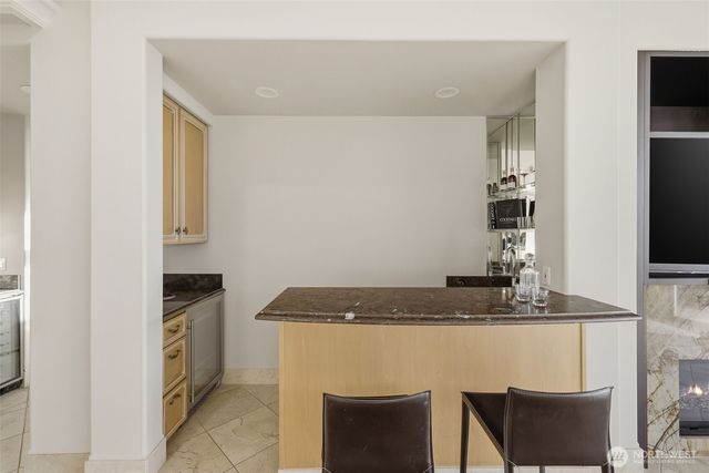 3340 Shorecliff Drive NE, Tacoma, WA 98422