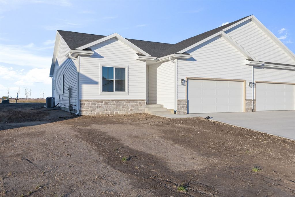 4506 NW 17th Street, Ankeny, IA 50023