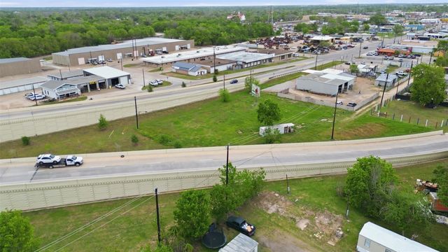 1100 Avenue H, Rosenberg, TX 77471