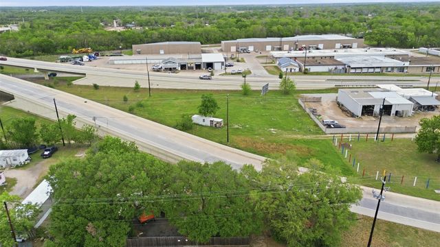 1100 Avenue H, Rosenberg, TX 77471