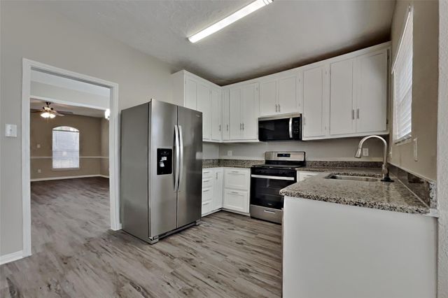 17715 Seven Pines Drive, Spring, TX 77379