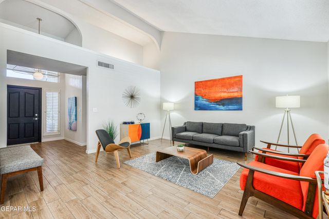 7001 ROCK CANYON Drive, El Paso, TX 79912