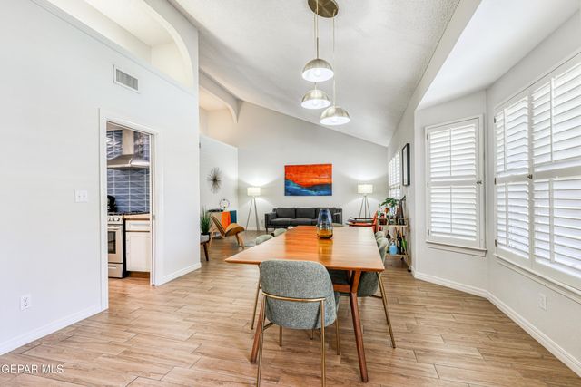 7001 ROCK CANYON Drive, El Paso, TX 79912