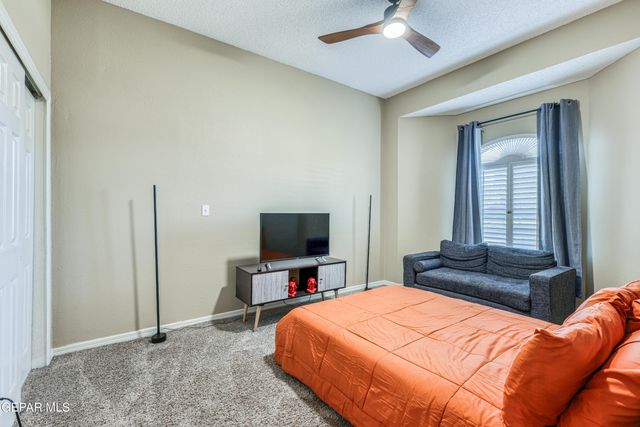 7001 ROCK CANYON Drive, El Paso, TX 79912