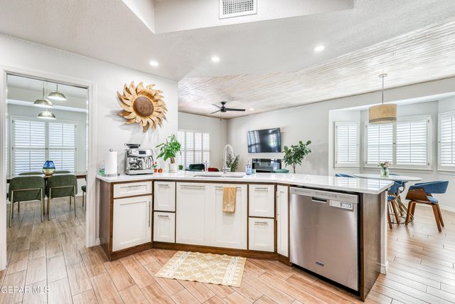 7001 ROCK CANYON Drive, El Paso, TX 79912