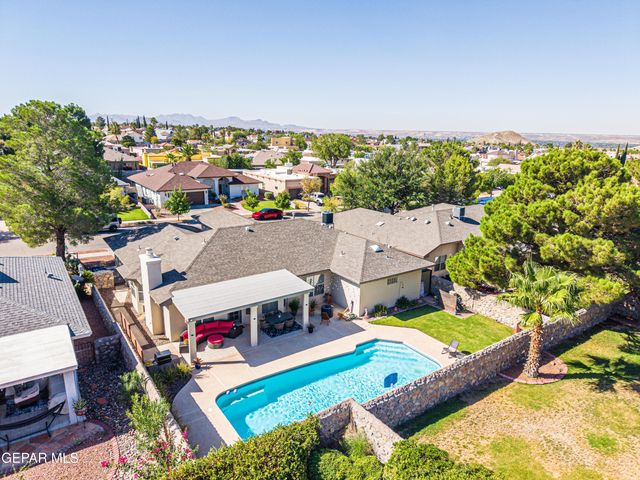 7001 ROCK CANYON Drive, El Paso, TX 79912