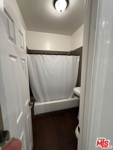 334 N Heliotrope Drive 309, Los Angeles, CA 90004