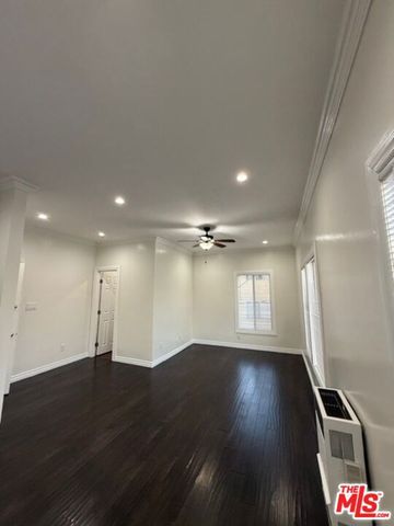 334 N Heliotrope Drive 309, Los Angeles, CA 90004