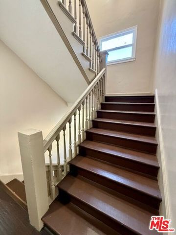 334 N Heliotrope Drive 309, Los Angeles, CA 90004