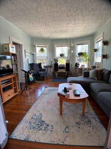 77 Bigelow Avenue 2, Watertown, MA 02472