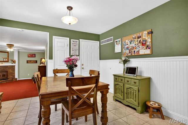 41 Spring Wood Drive, St Peters, MO 63376