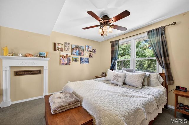 41 Spring Wood Drive, St Peters, MO 63376