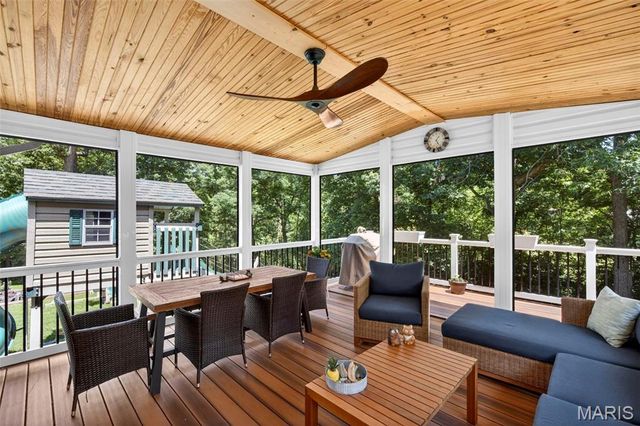 41 Spring Wood Drive, St Peters, MO 63376