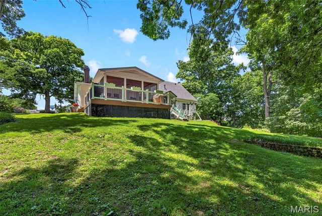 41 Spring Wood Drive, St Peters, MO 63376