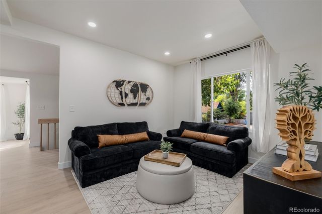 801 E Cache La Poudre Street, Colorado Springs, CO 80903