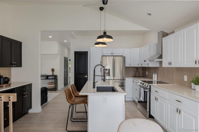 801 E Cache La Poudre Street, Colorado Springs, CO 80903