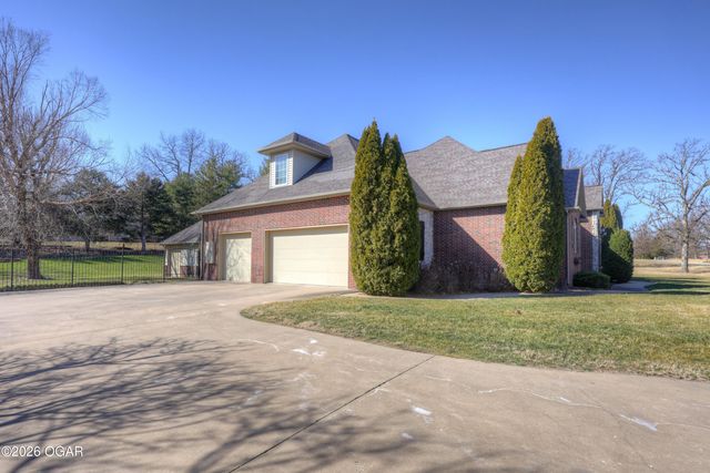 3502 Cedar Ridge Road, Joplin, MO 64804