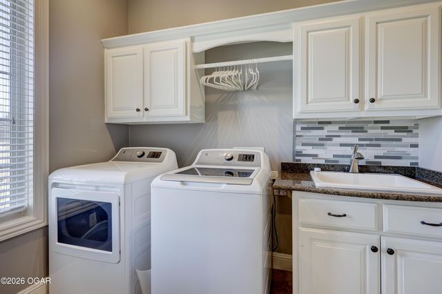 3502 Cedar Ridge Road, Joplin, MO 64804