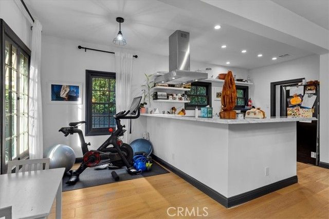 1116 S Highland Avenue, Los Angeles, CA 90019