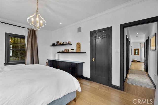 1116 S Highland Avenue, Los Angeles, CA 90019