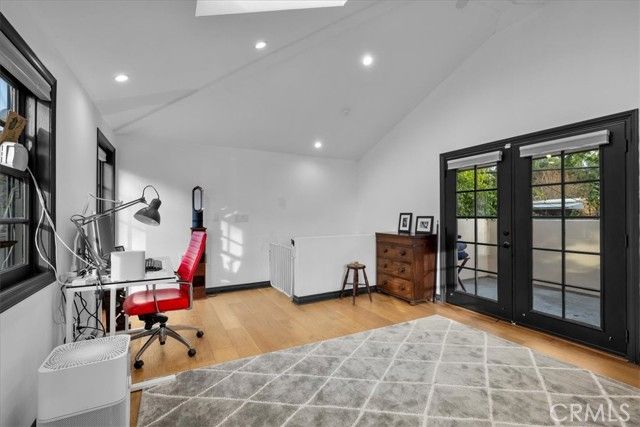 1116 S Highland Avenue, Los Angeles, CA 90019