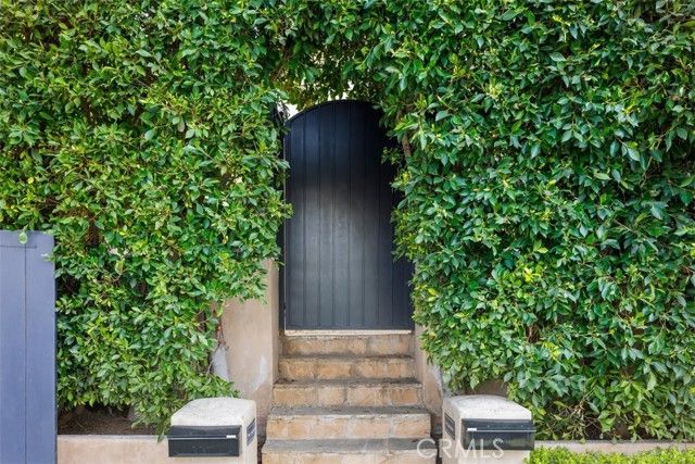 1116 S Highland Avenue, Los Angeles, CA 90019