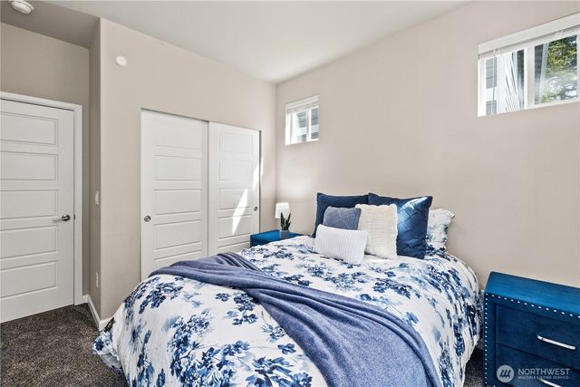 32943 Ash Avenue SE, Black Diamond, WA 98010