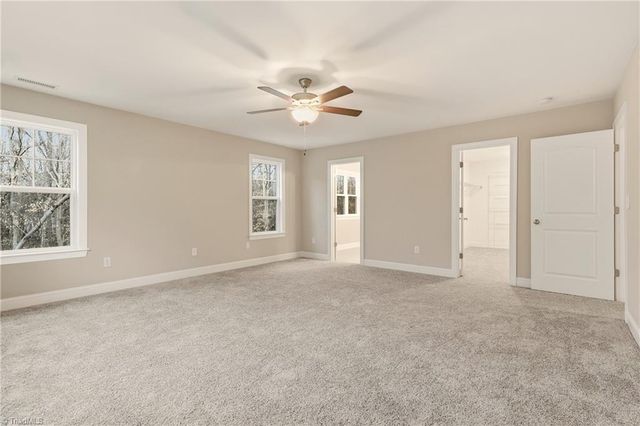 3961 Rookwood Lane, Winston-salem, NC 27106