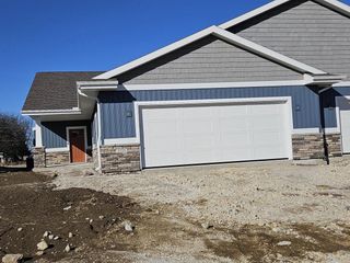 3723 Newcastle Drive #32, Janesville, WI 53546